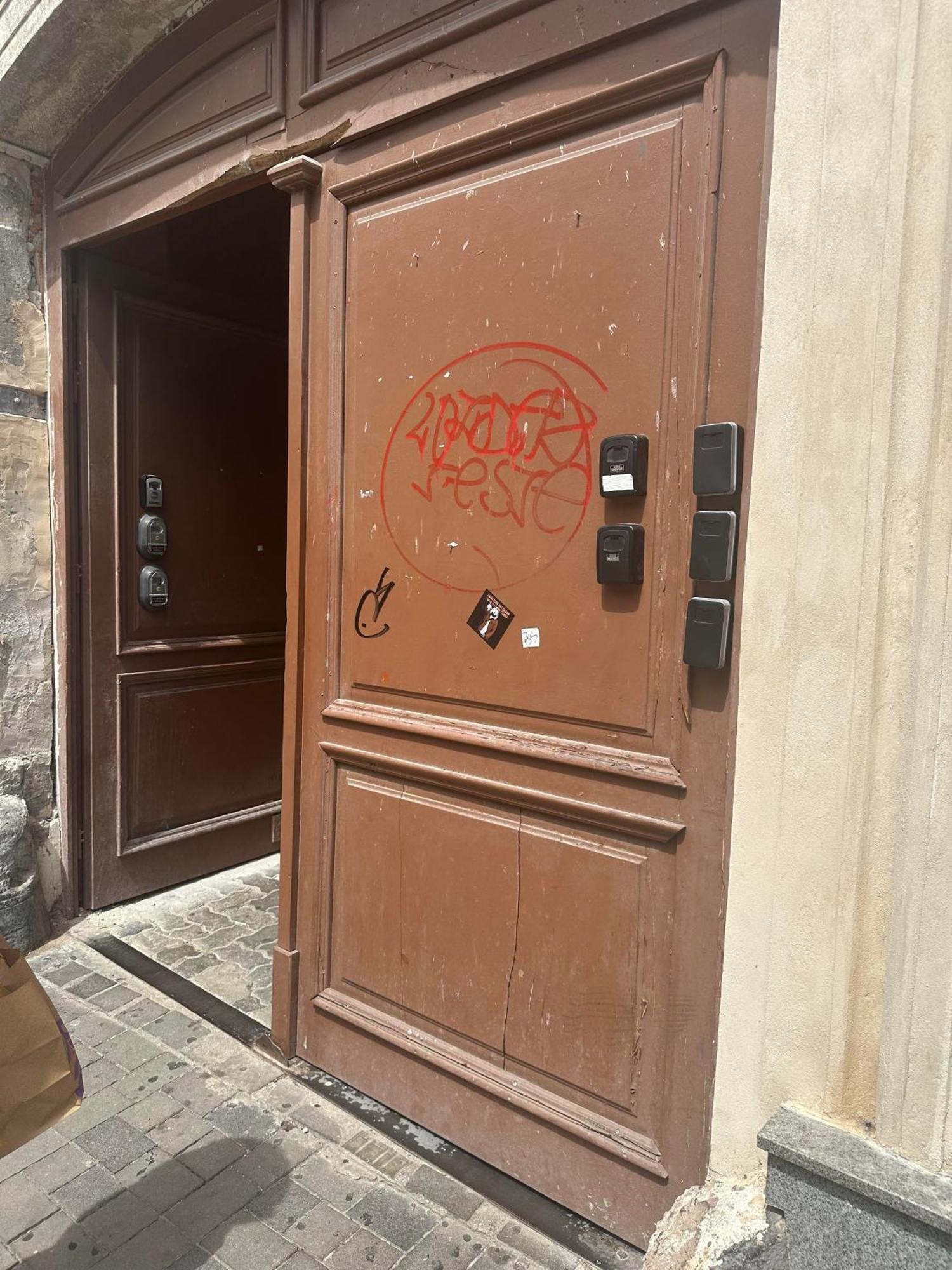 A Private Room In City Center In Bratislava Ngoại thất bức ảnh